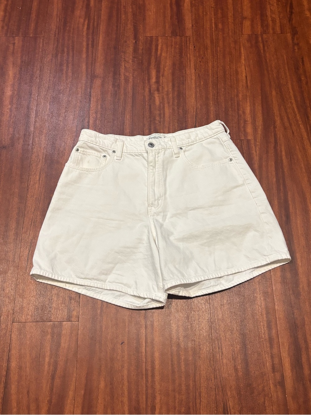 Abercrombie & Fitch High Rise Loose Shorts